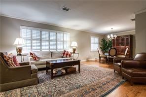 6310 Lange Circle Dallas TX 75214