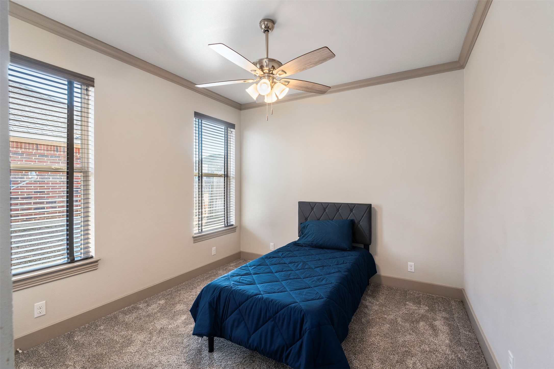 417 W Andrew Drive Mabank TX 75147