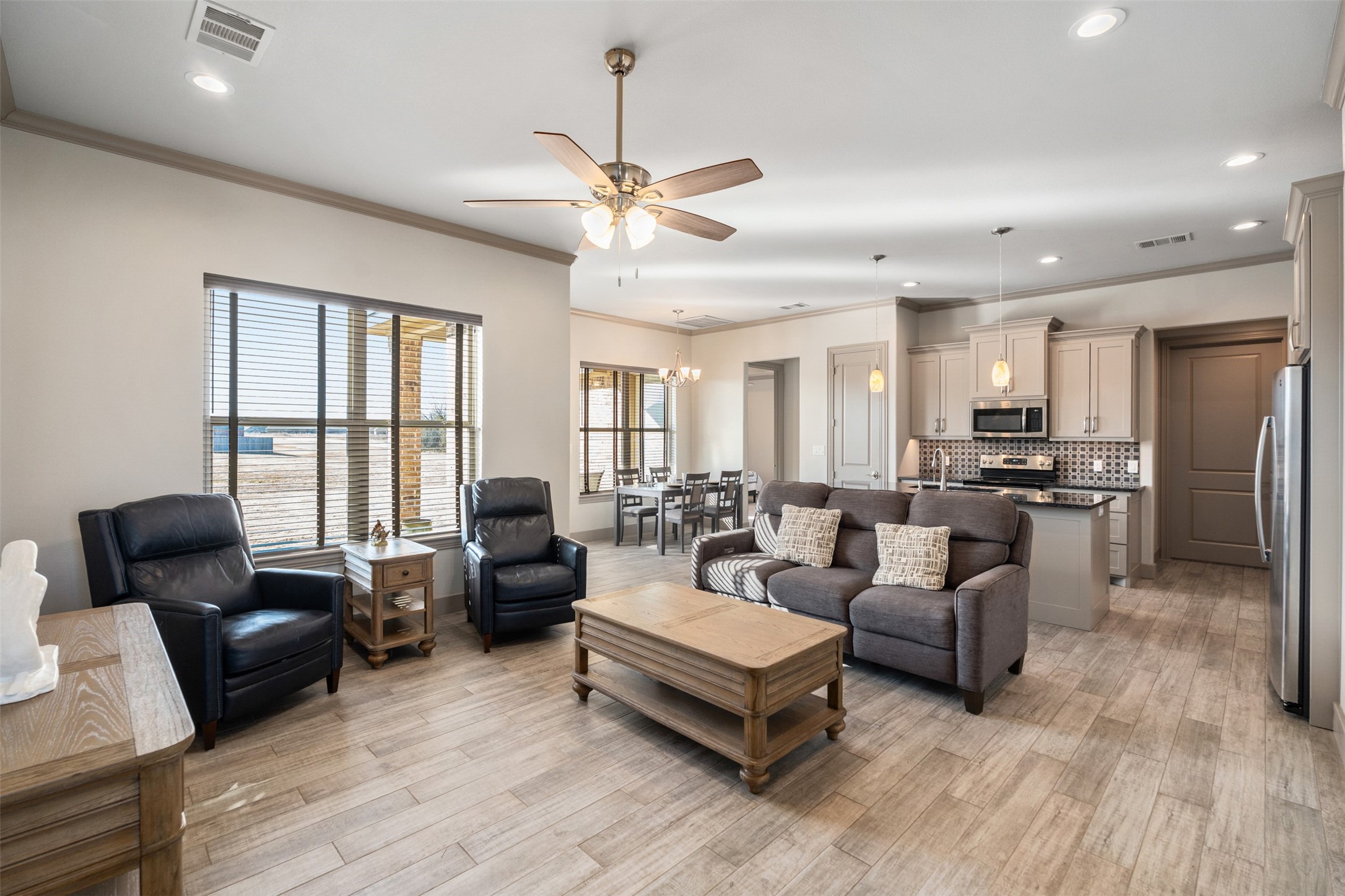 417 W Andrew Drive Mabank TX 75147