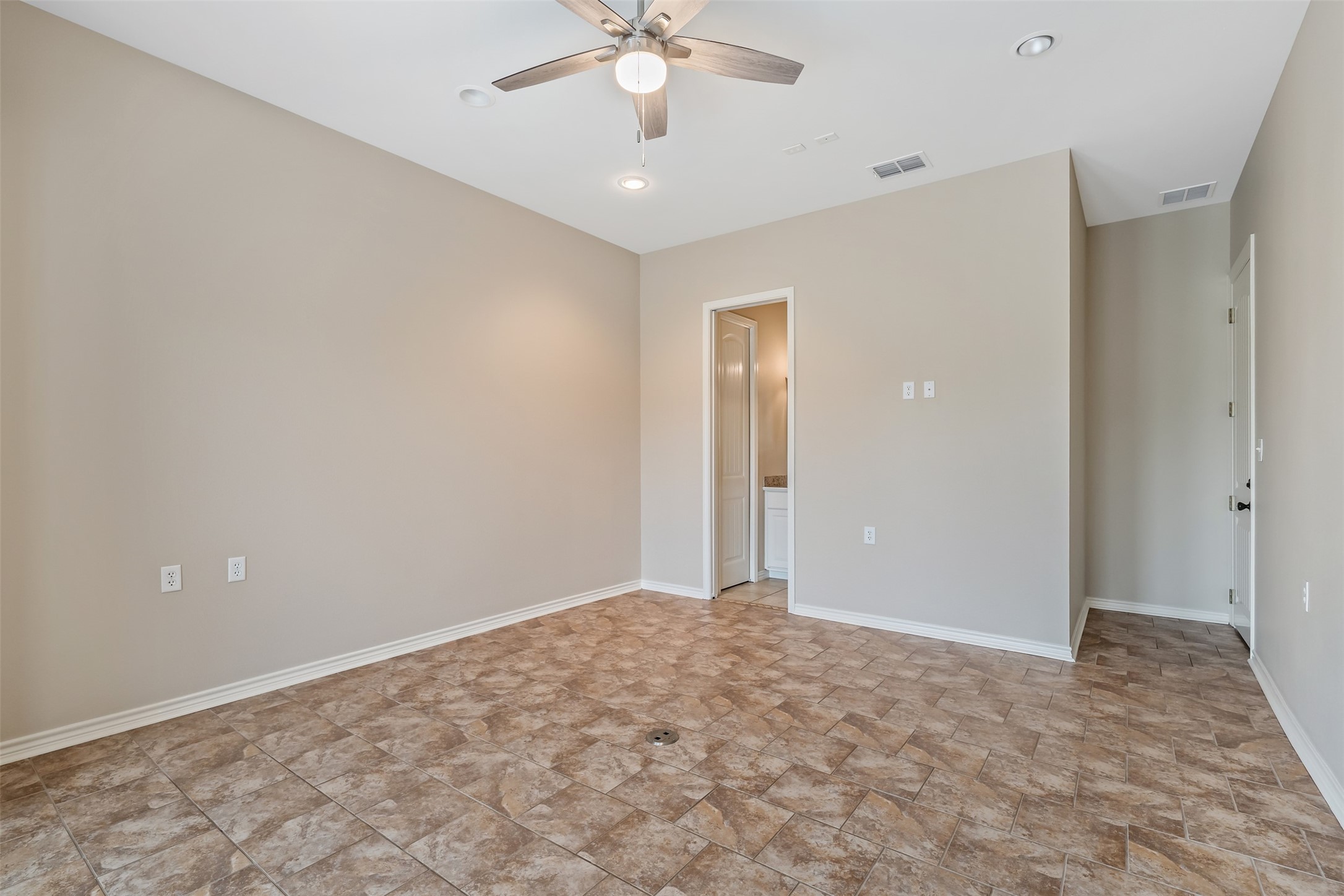 20389 County Road 178 Flint TX 75762