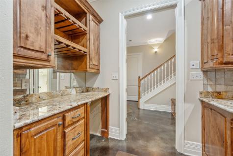 20389 County Road 178 Flint TX 75762