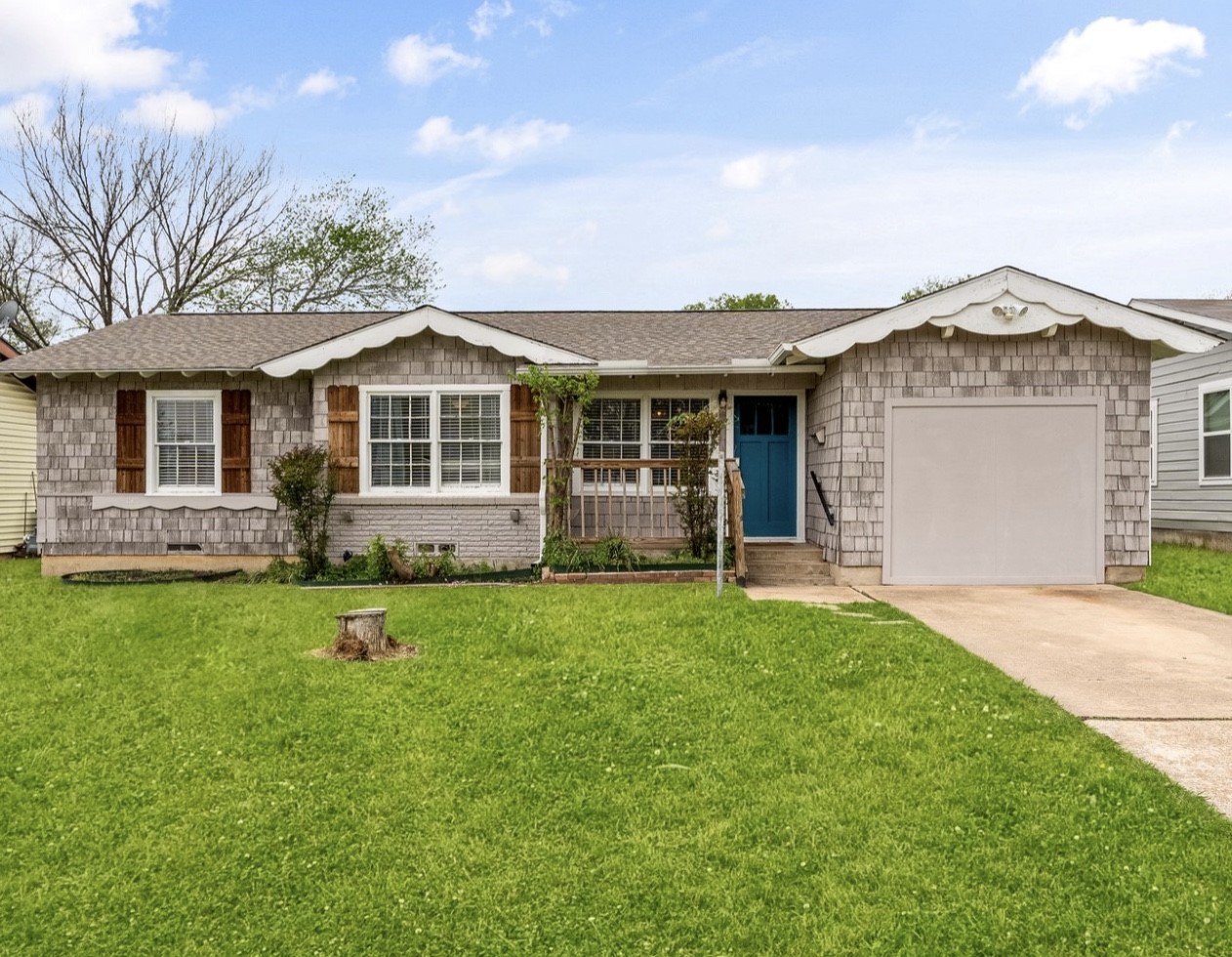 1110 Park Street Arlington TX 76011