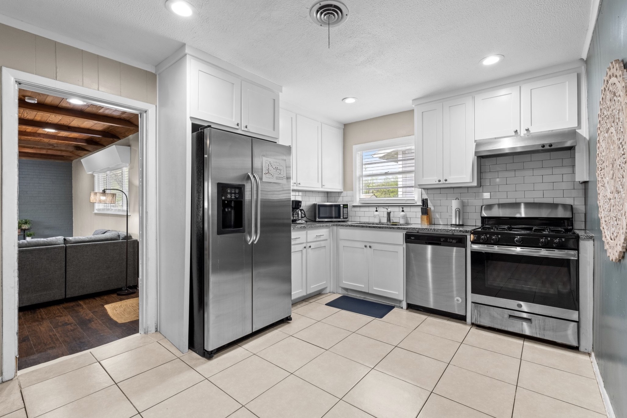 1110 Park Street Arlington TX 76011
