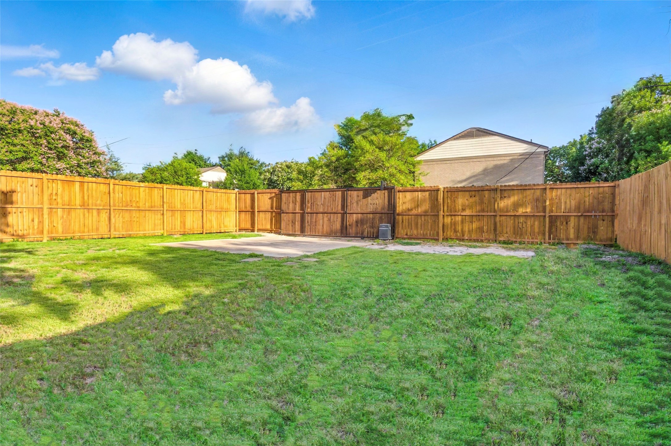 4816 W Mockingbird Lane Dallas TX 75209