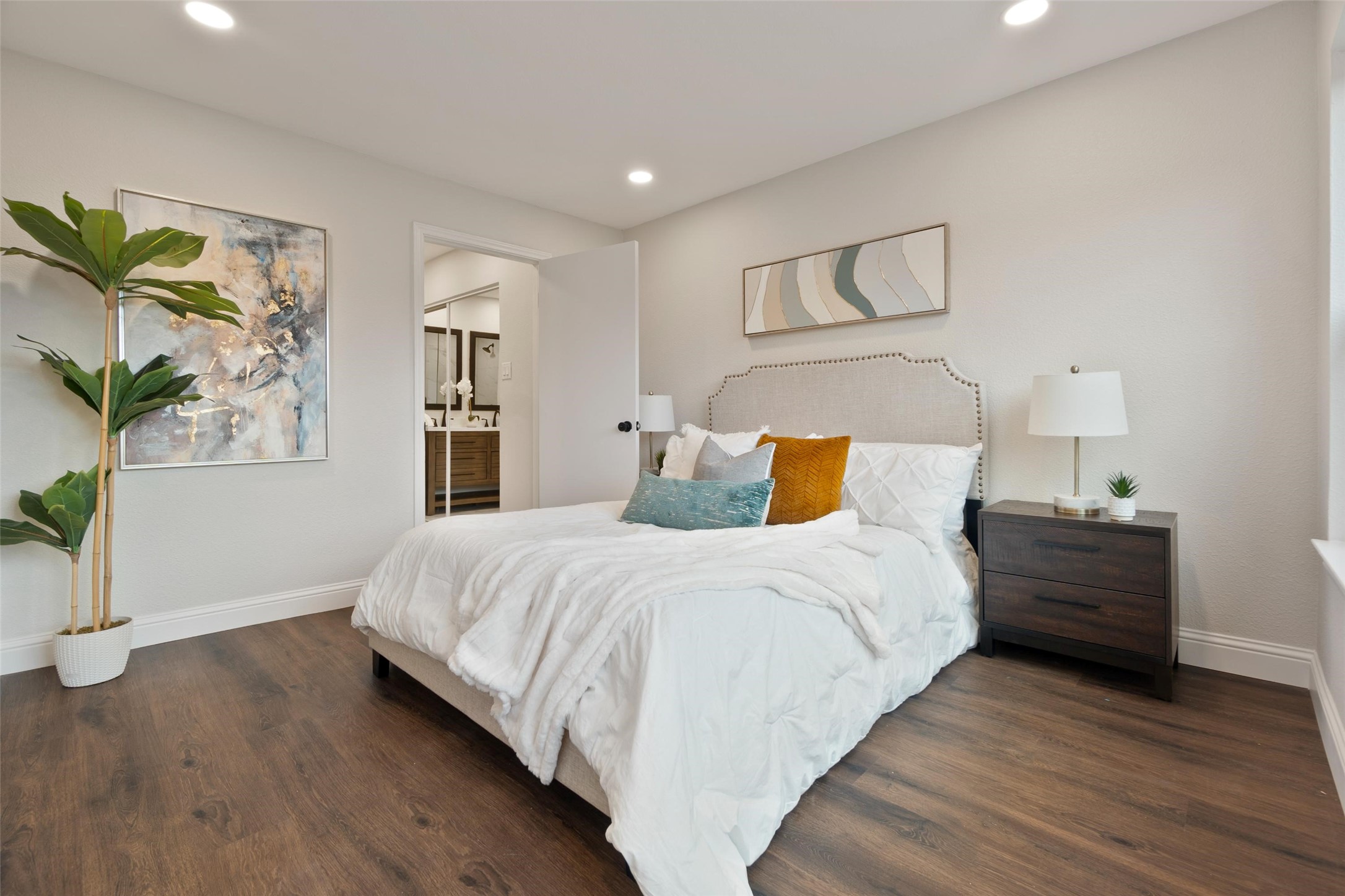 4816 W Mockingbird Lane Dallas TX 75209