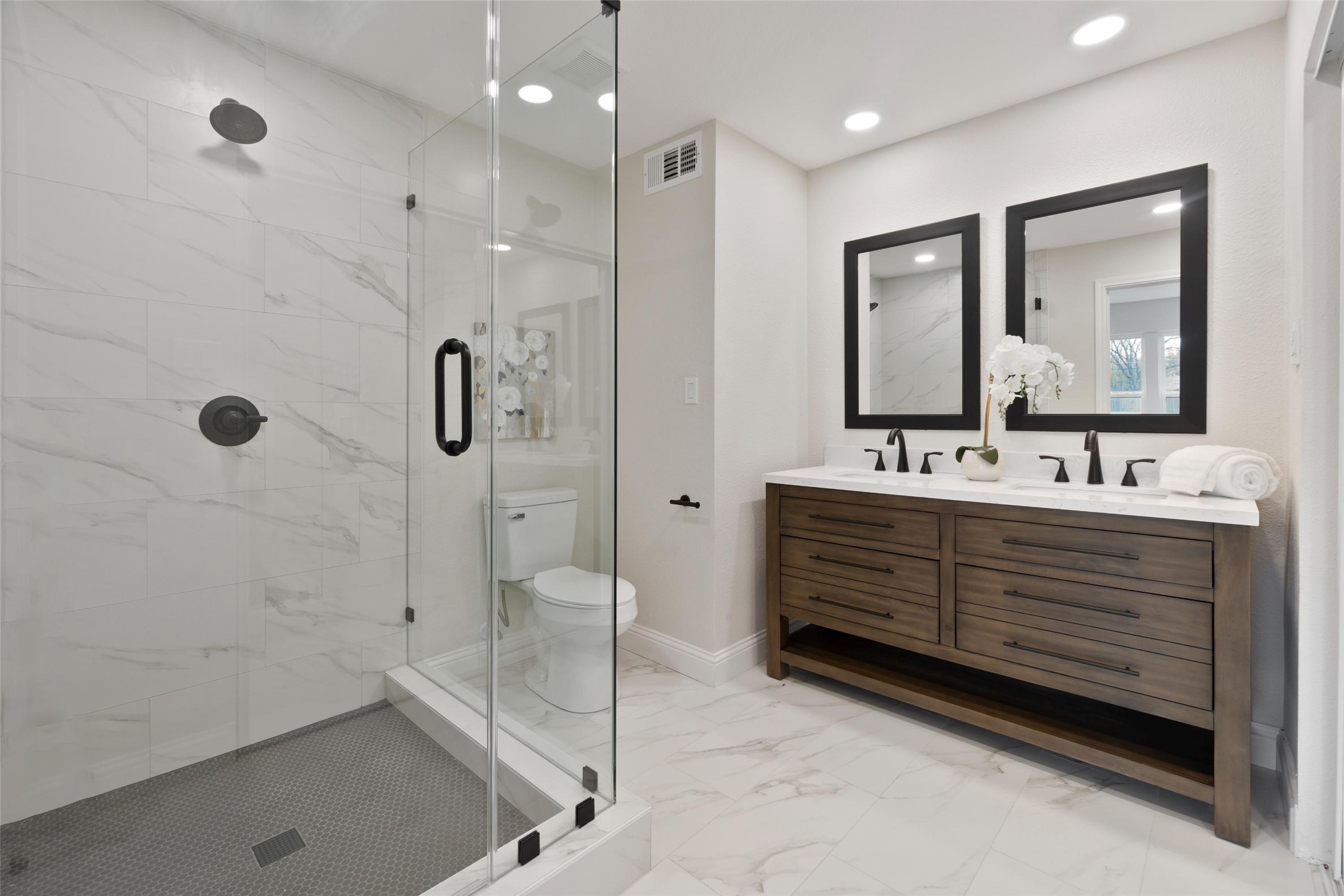 4816 W Mockingbird Lane Dallas TX 75209