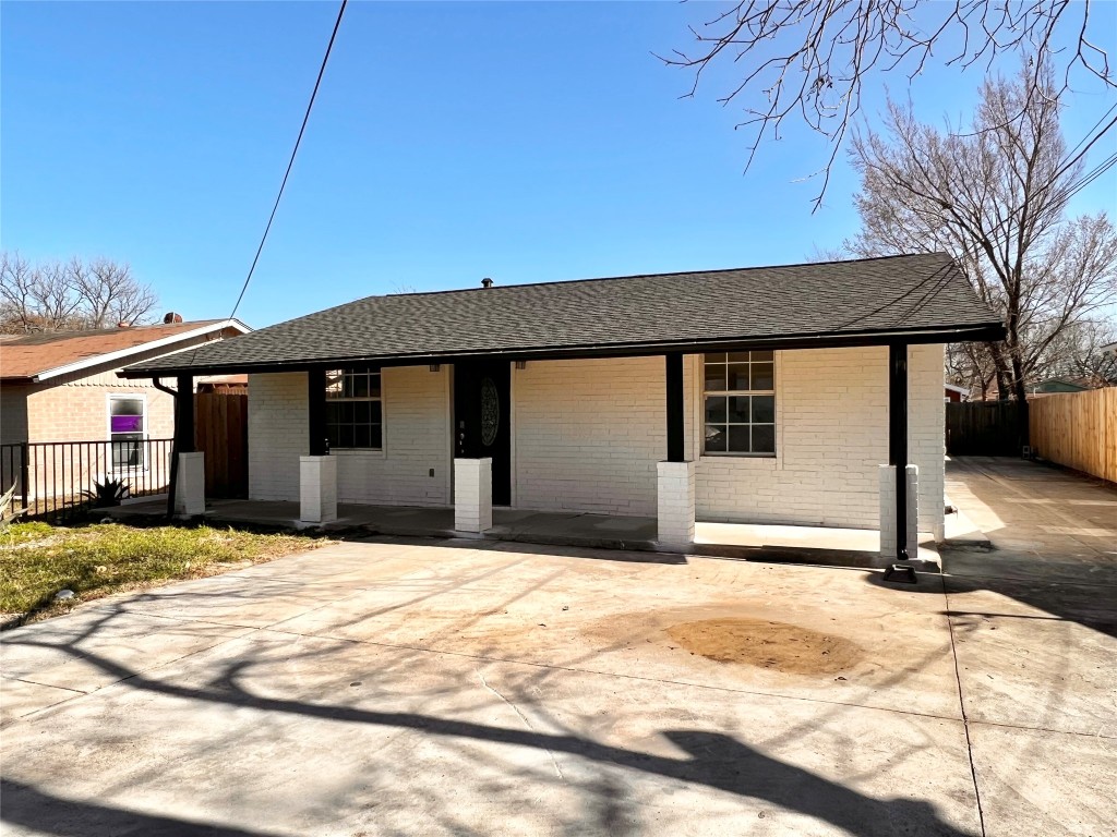 914 N Tillery Avenue Dallas TX 75211
