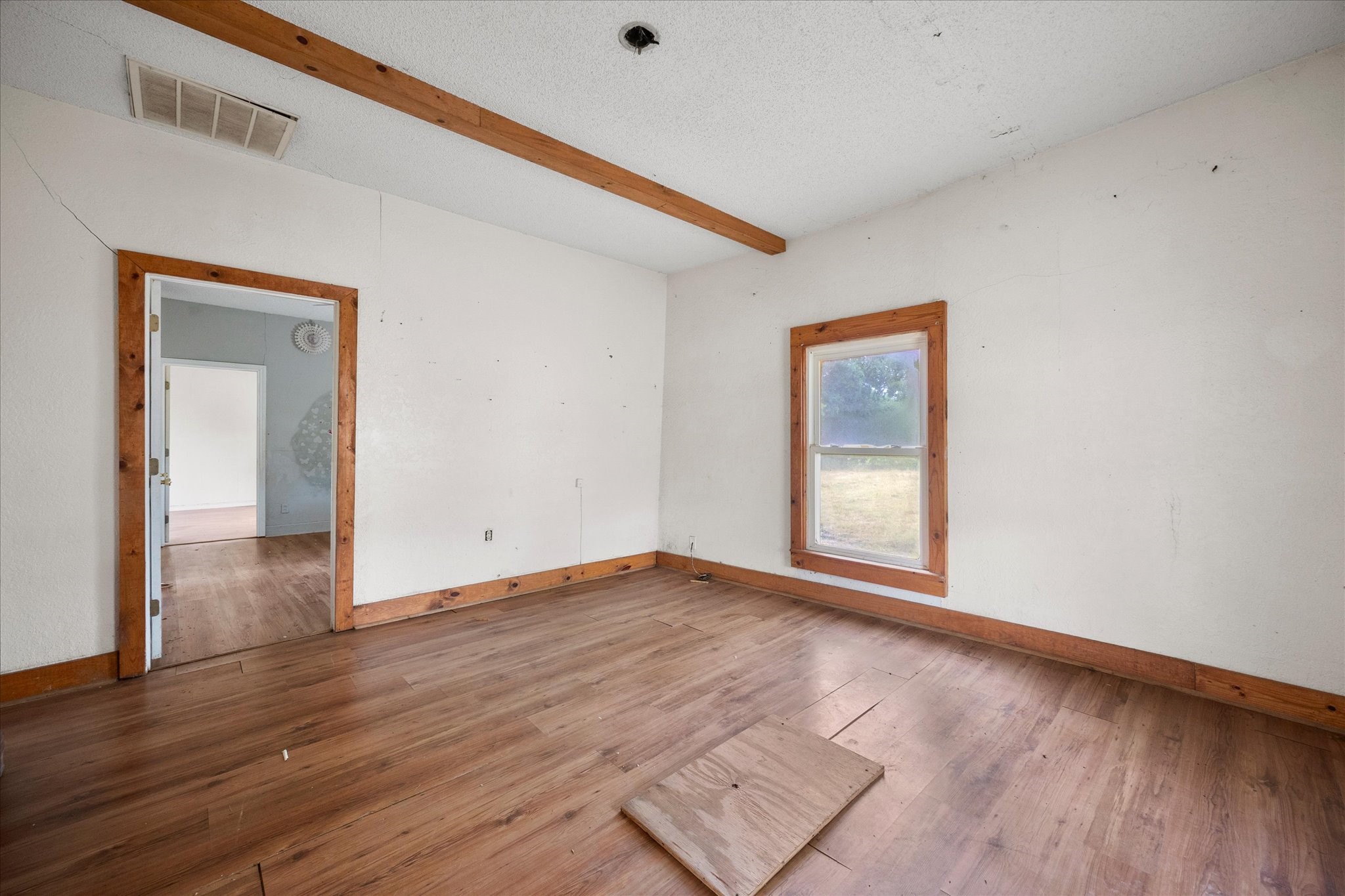 502 S Elm Street Celeste TX 75423