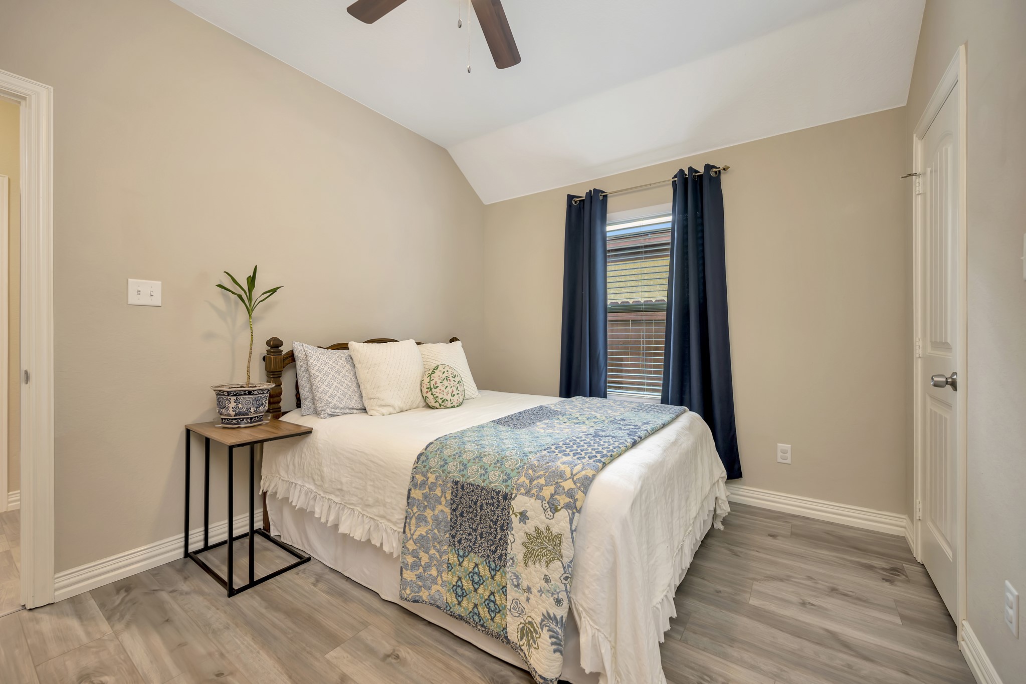 608 Perry Drive White Settlement TX 76108