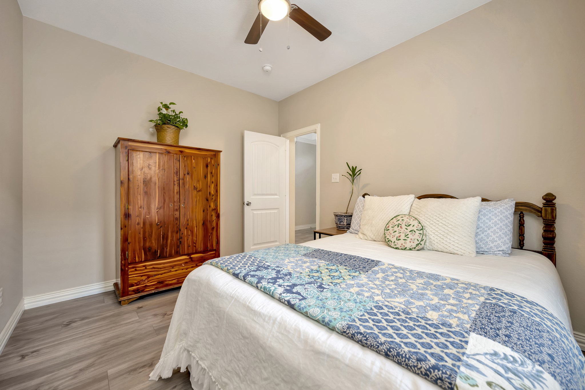 608 Perry Drive White Settlement TX 76108