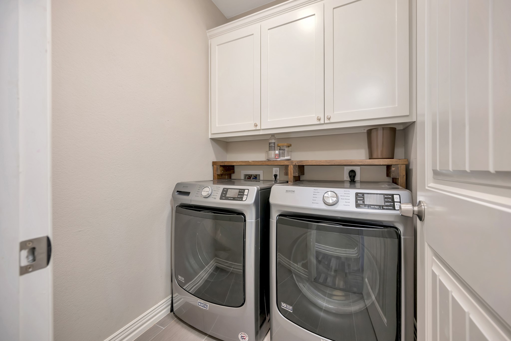 608 Perry Drive White Settlement TX 76108