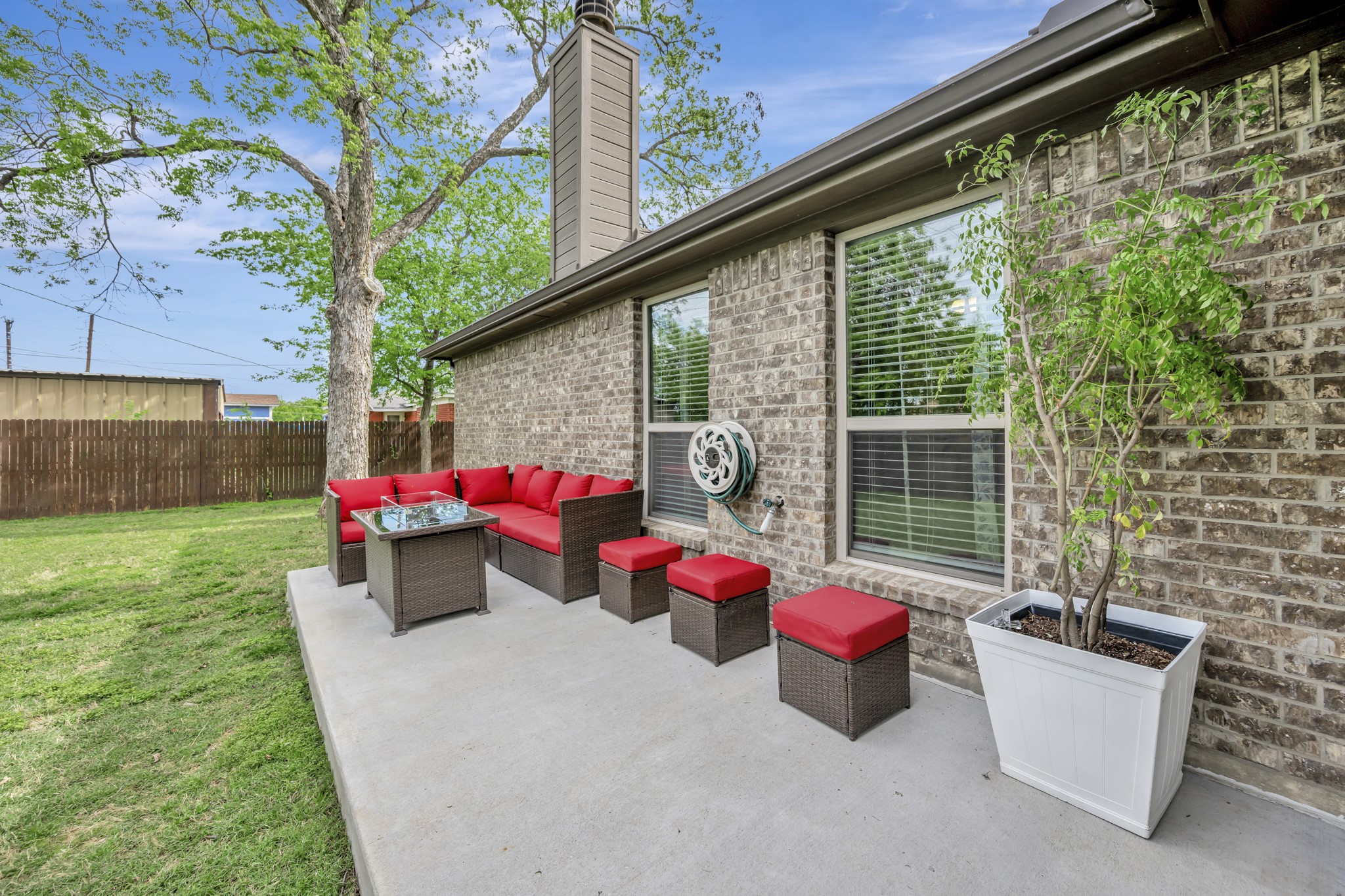 608 Perry Drive White Settlement TX 76108
