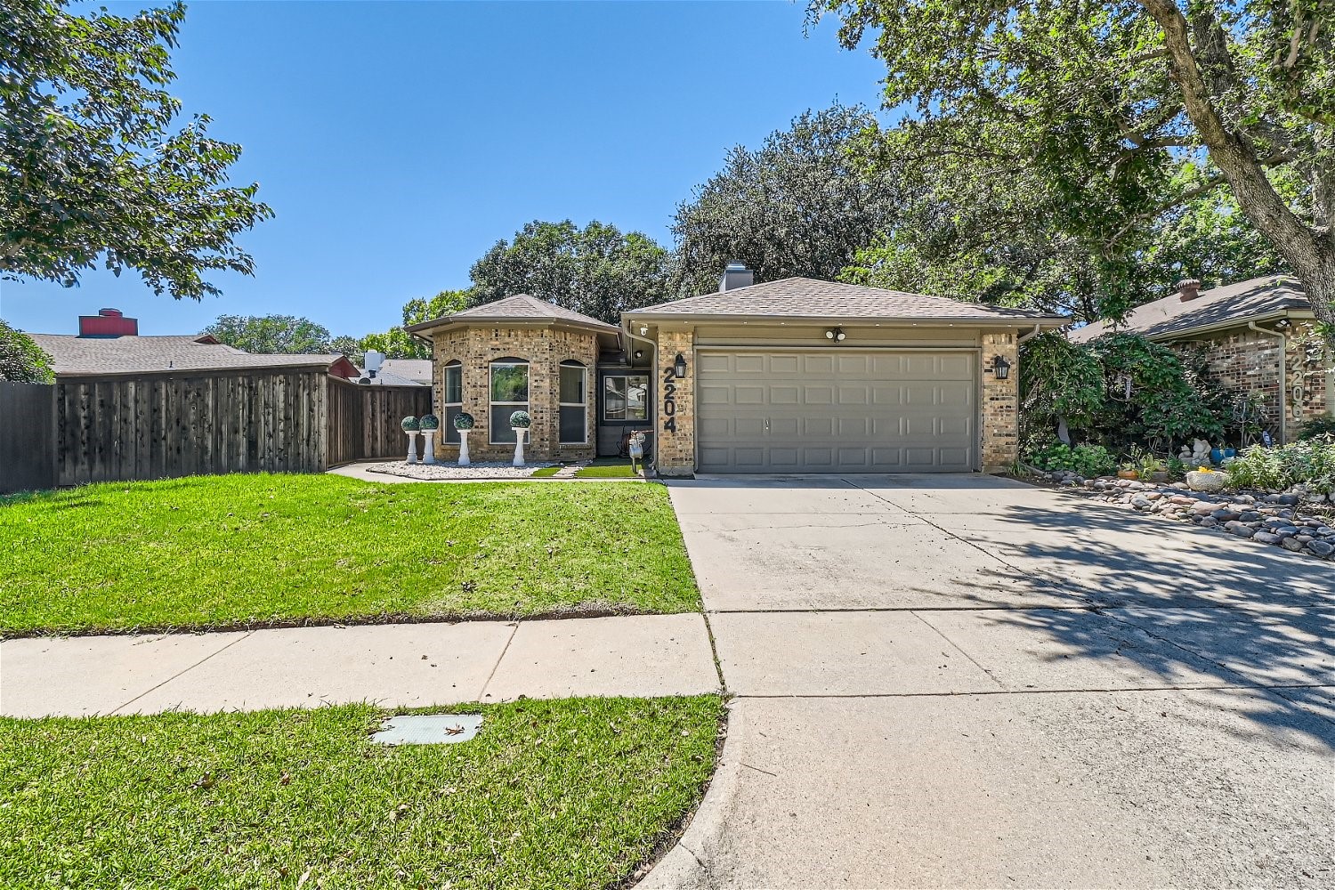 2204 Baltic Avenue Arlington TX 76011