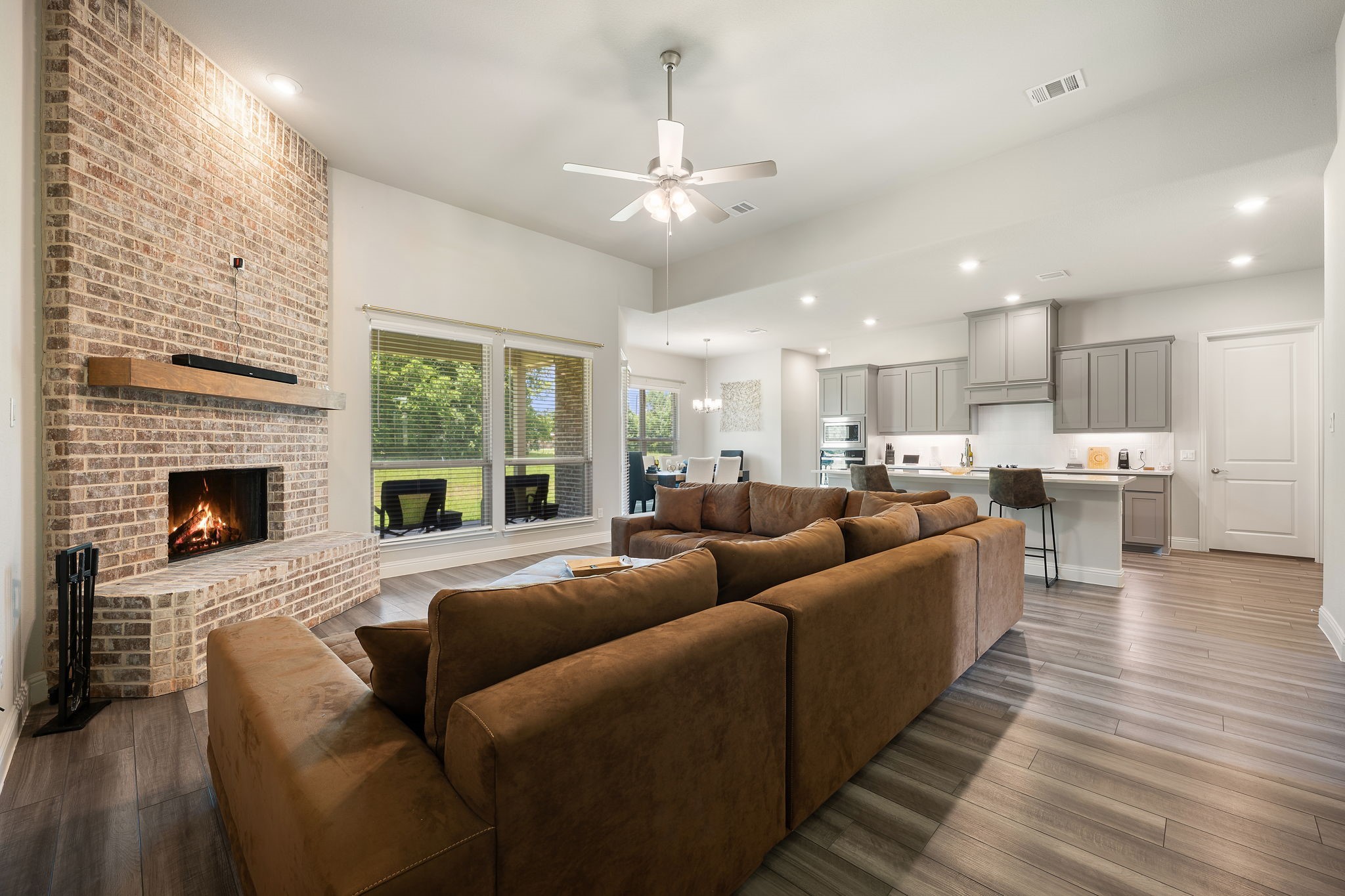 583 Crystal Lake Lane Red Oak TX 75154