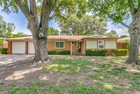 1216 Valentine Street Hurst TX 76053