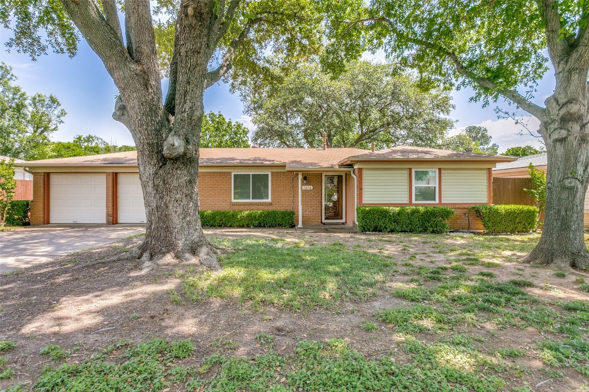 1216 Valentine Street Hurst TX 76053
