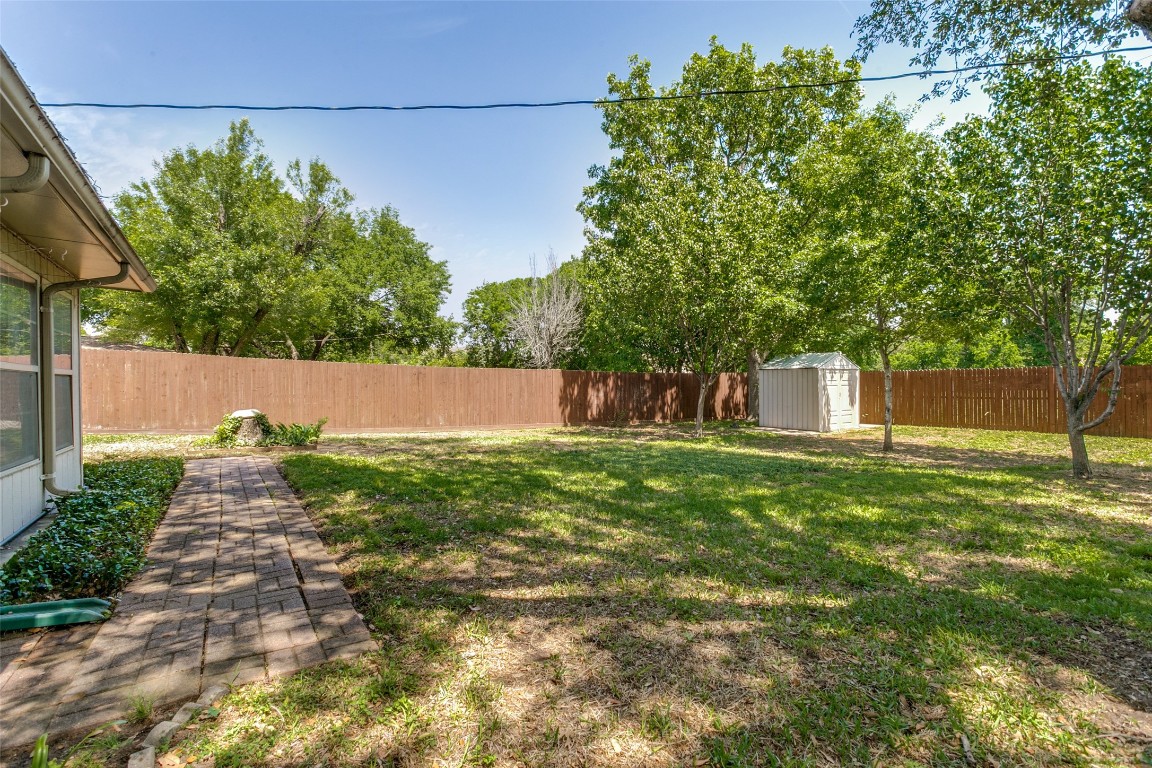 1216 Valentine Street Hurst TX 76053