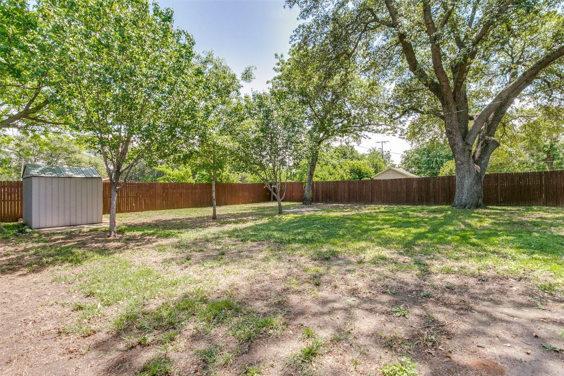 1216 Valentine Street Hurst TX 76053