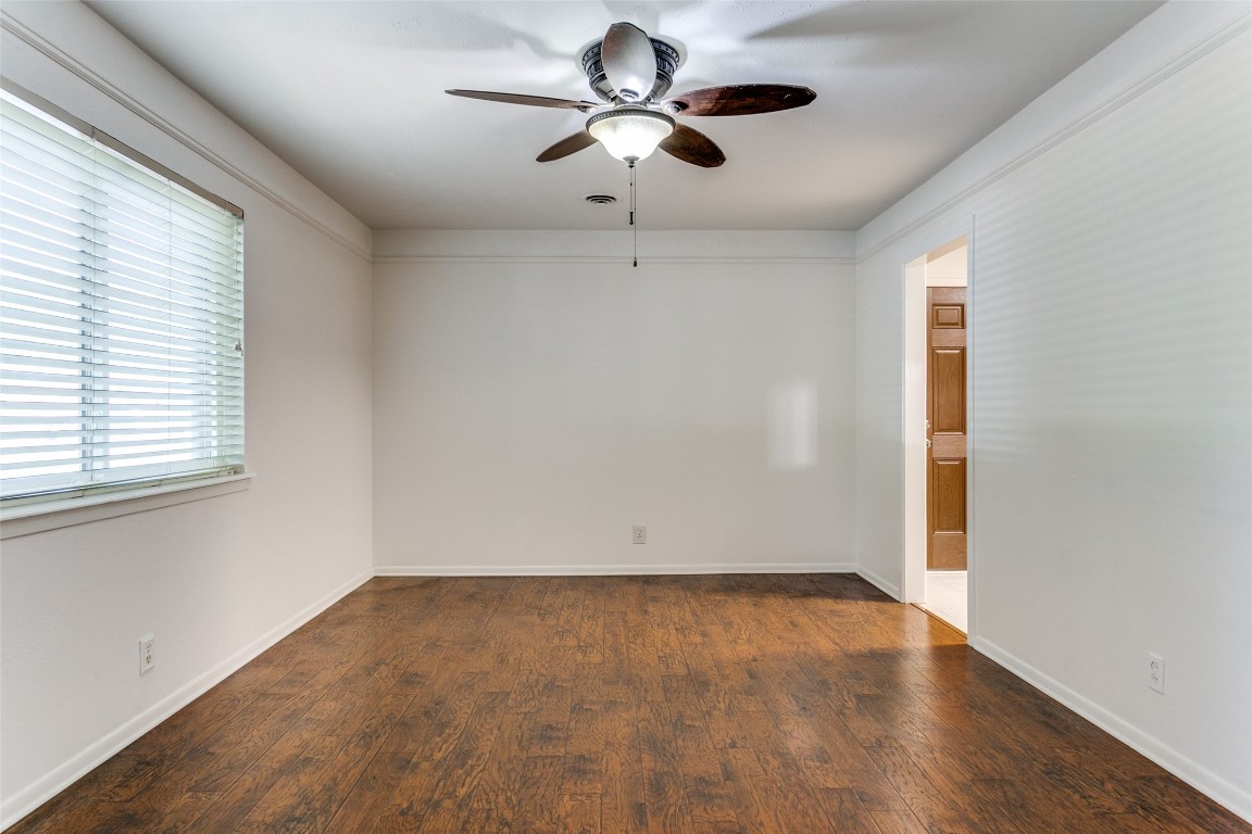1216 Valentine Street Hurst TX 76053
