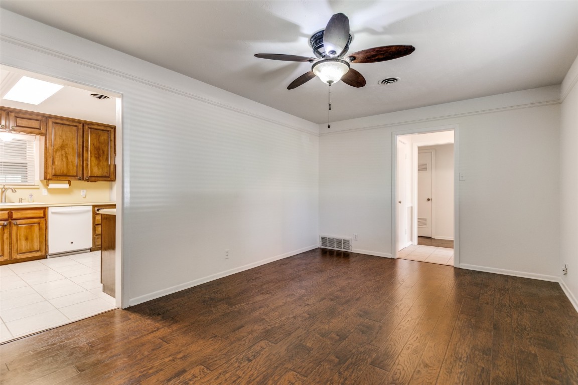 1216 Valentine Street Hurst TX 76053