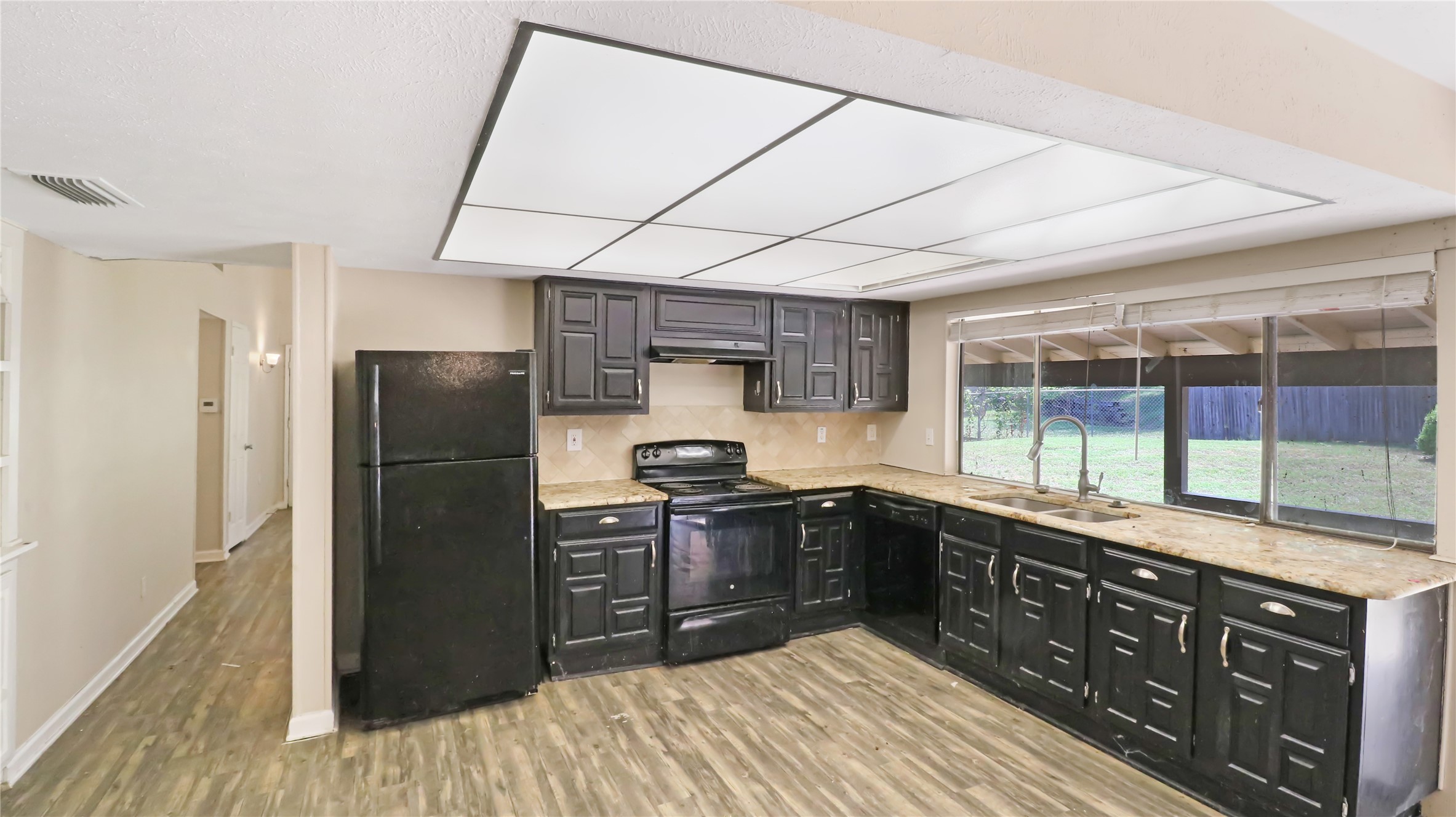 6610 High Country Trail Arlington TX 76016