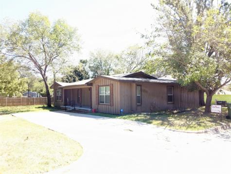 2425 Windy Pine Lane Arlington TX 76015