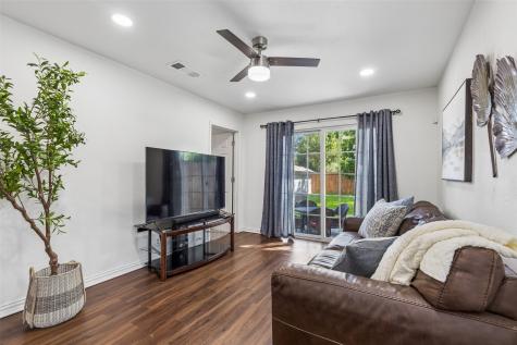 5111 Stoneleigh Avenue Dallas TX 75235