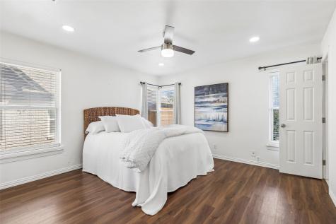 5111 Stoneleigh Avenue Dallas TX 75235
