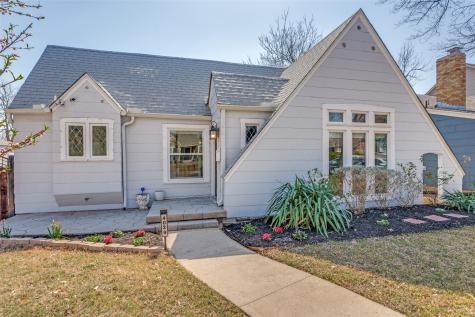 4029 Pershing Avenue Fort Worth TX 76107