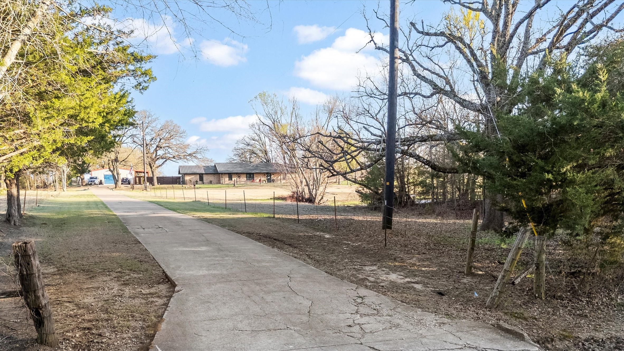 12586 County Road 351 Terrell TX 75161