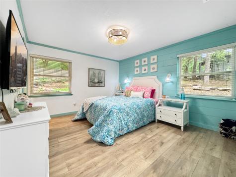 286 Lakewood Lane Pottsboro TX 75076