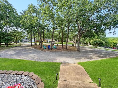 286 Lakewood Lane Pottsboro TX 75076