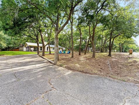 286 Lakewood Lane Pottsboro TX 75076