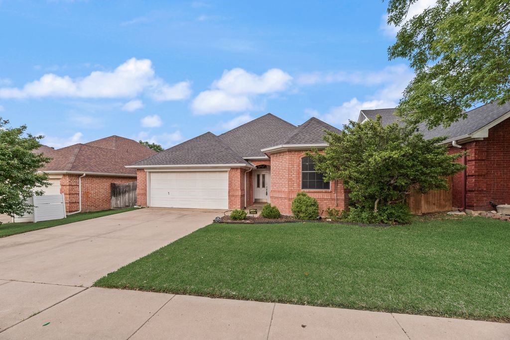 4815 Ashworth Court Arlington TX 76017