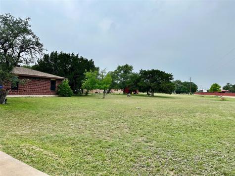 677 County Road 3081 Lampasas TX 76550