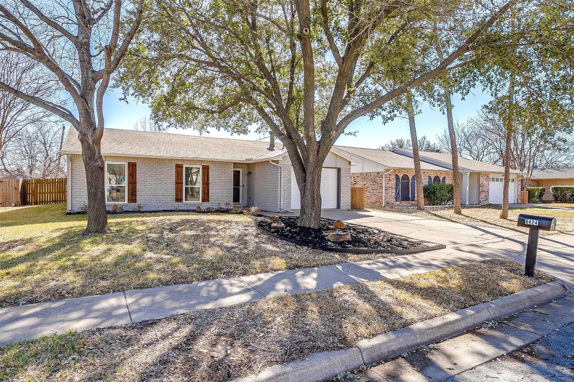 6424 Buckingham Trail North Richland Hills TX 76182