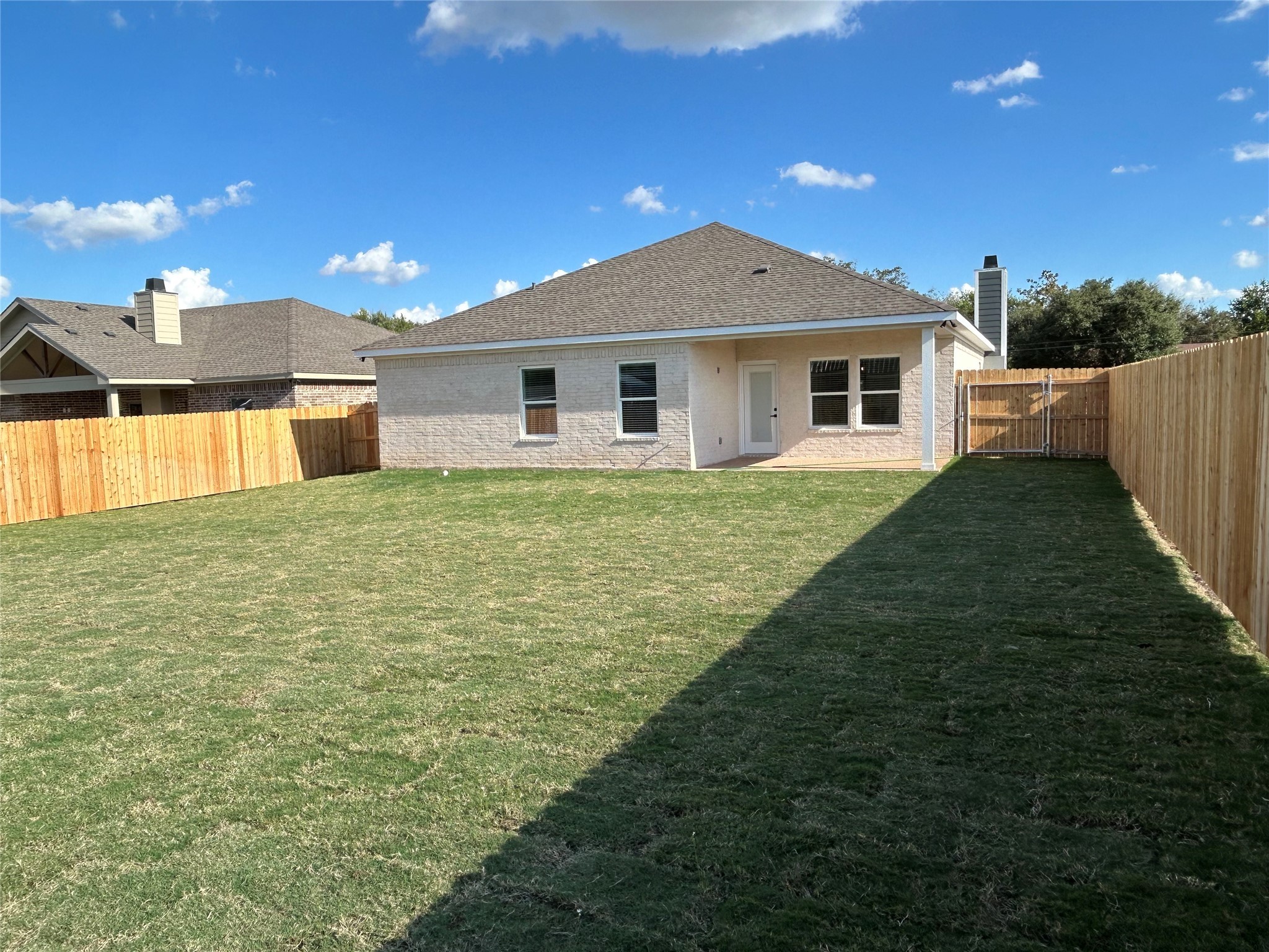 1503 W 6th Street Mcgregor TX 76657