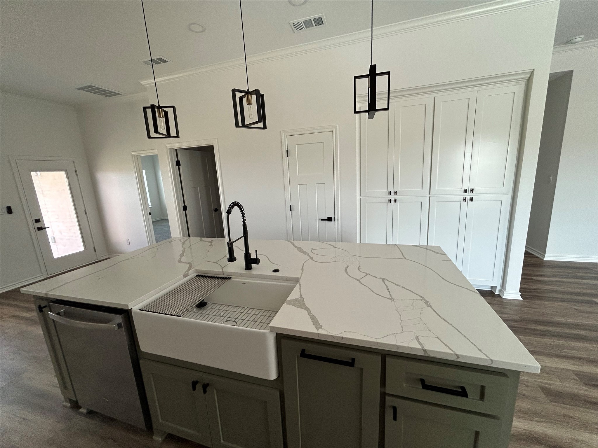 1503 W 6th Street Mcgregor TX 76657