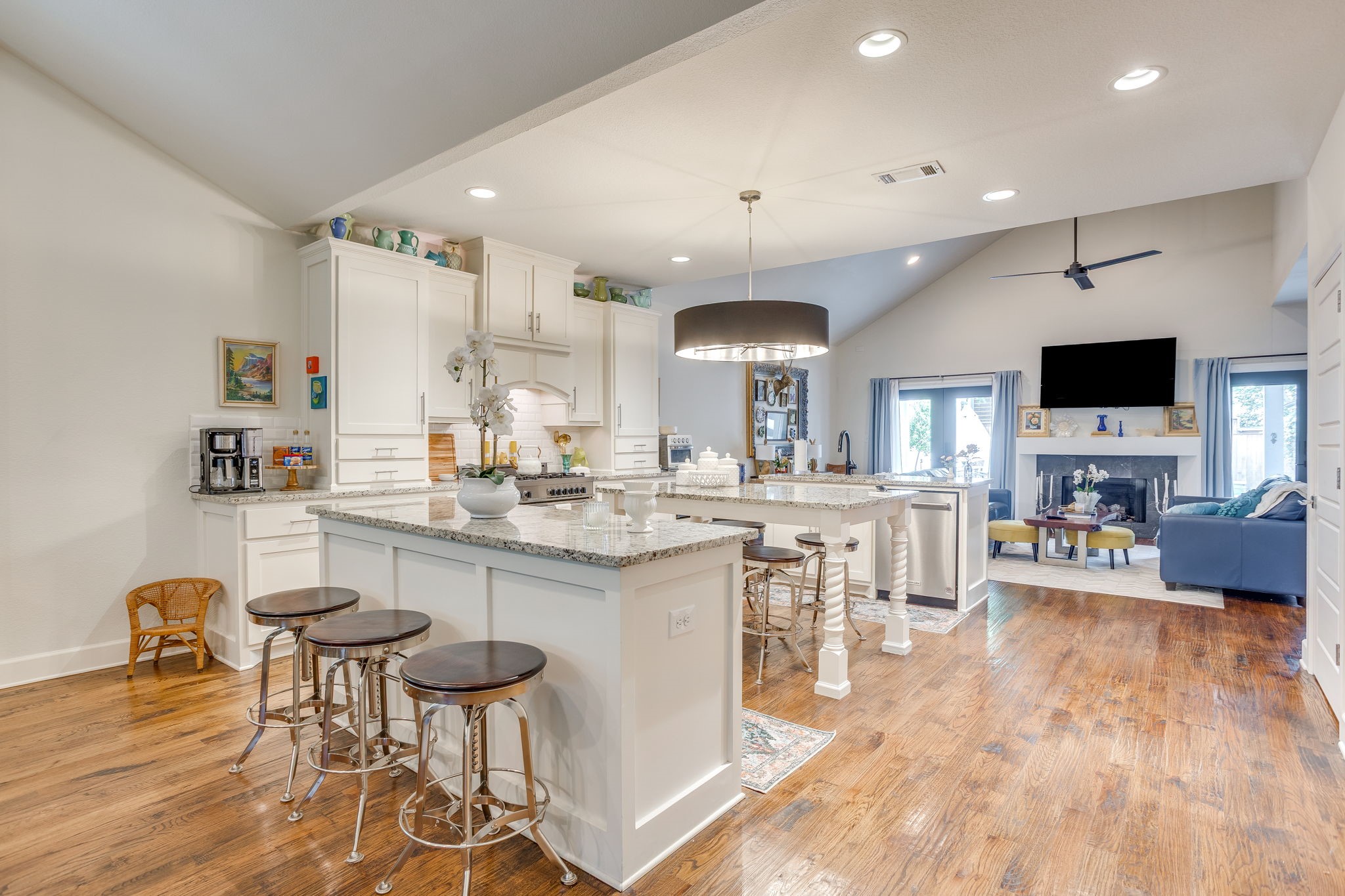 4104 Pershing Avenue Fort Worth TX 76107