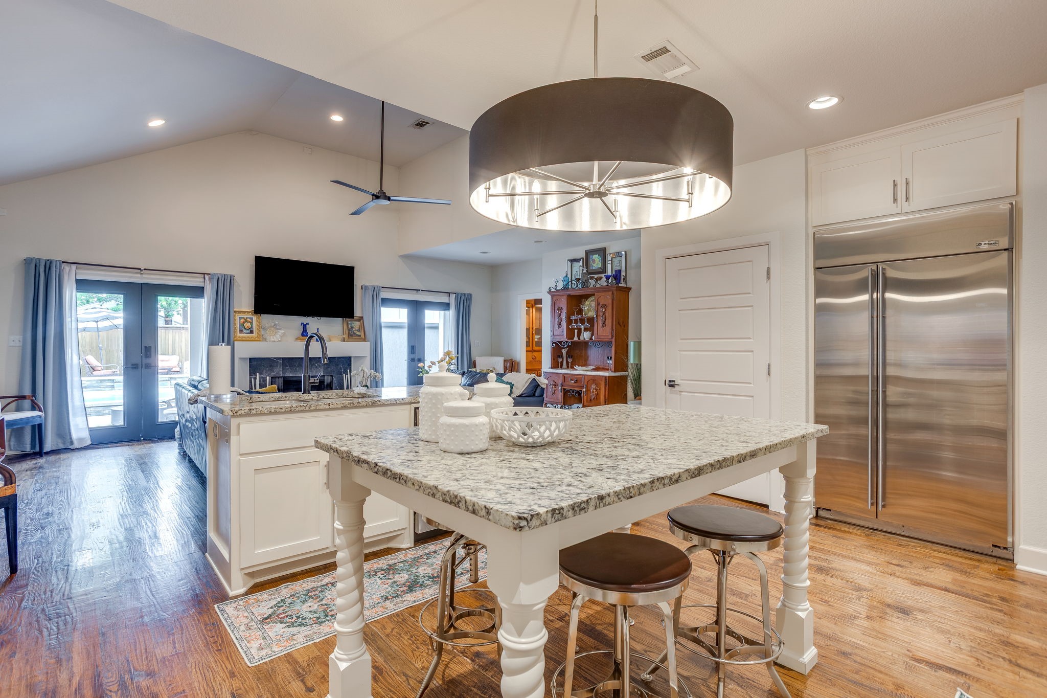 4104 Pershing Avenue Fort Worth TX 76107