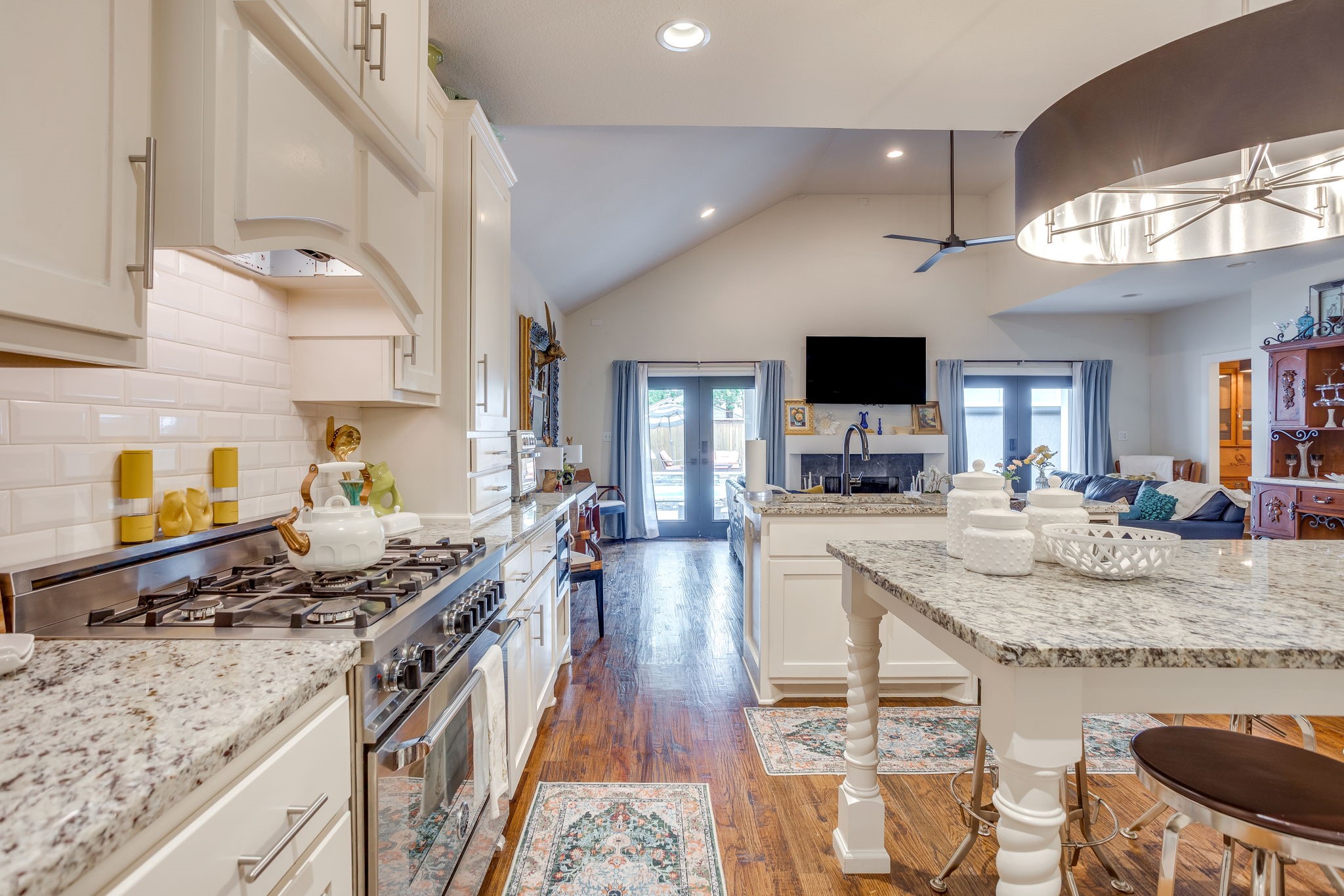 4104 Pershing Avenue Fort Worth TX 76107