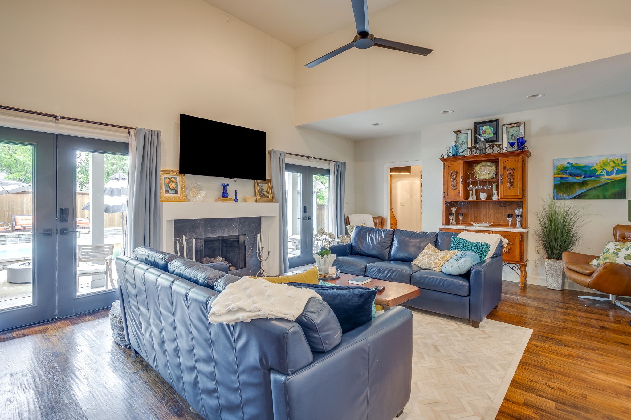 4104 Pershing Avenue Fort Worth TX 76107