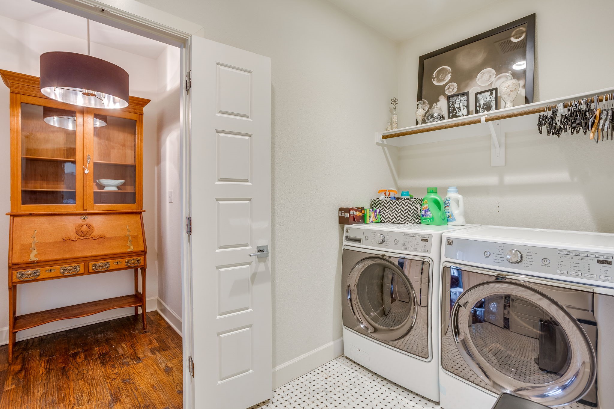 4104 Pershing Avenue Fort Worth TX 76107