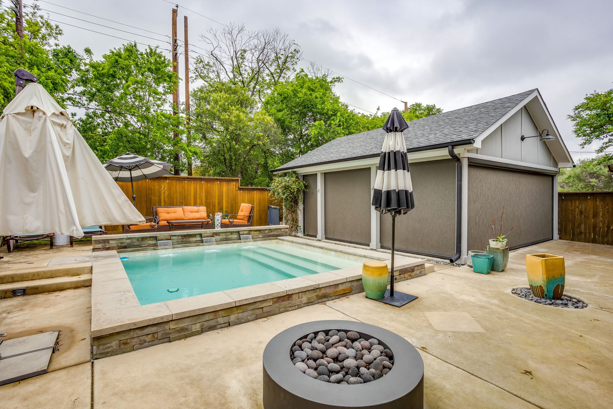 4104 Pershing Avenue Fort Worth TX 76107