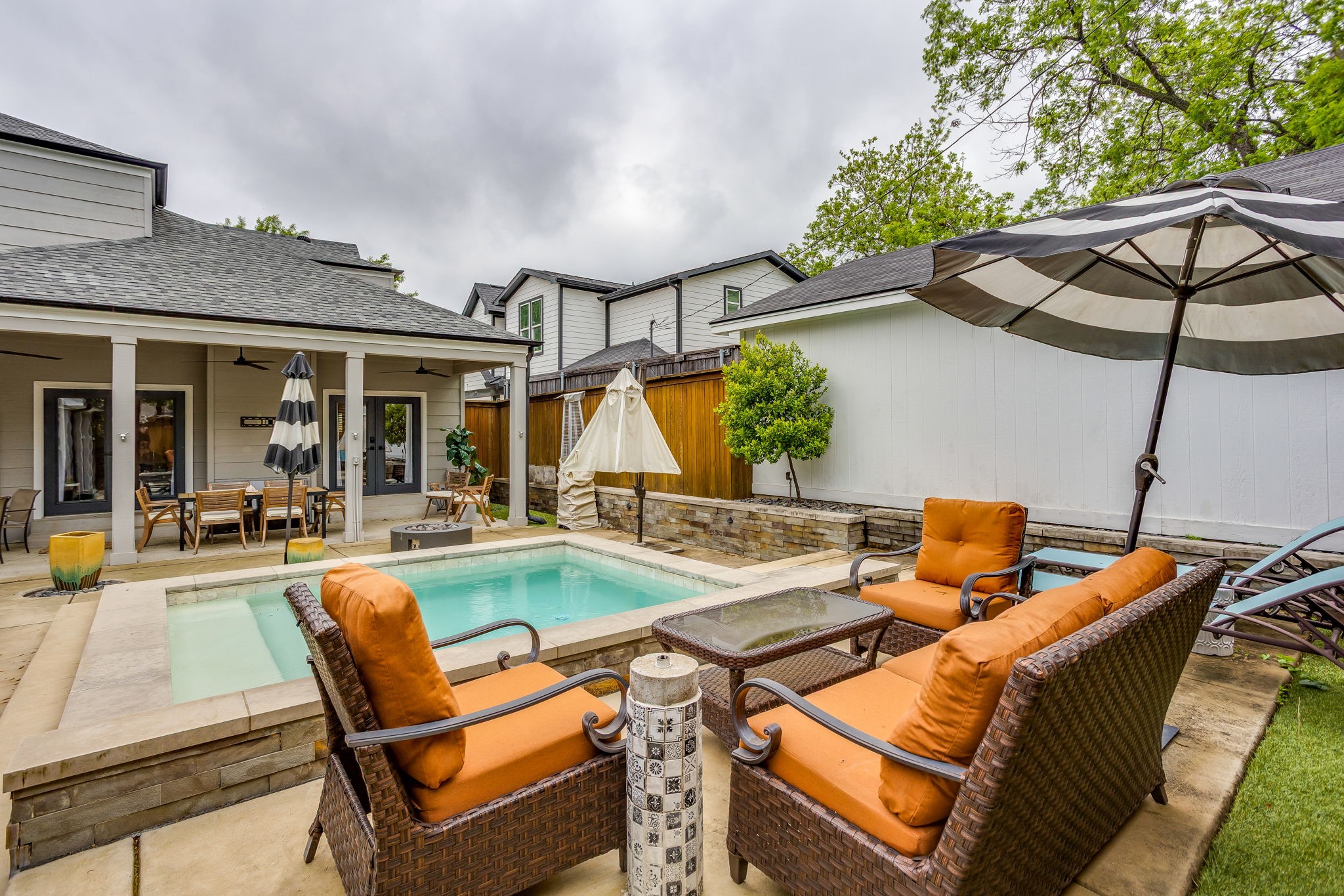 4104 Pershing Avenue Fort Worth TX 76107