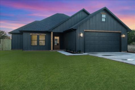 2402 San Gabriel Drive Granbury TX 76048