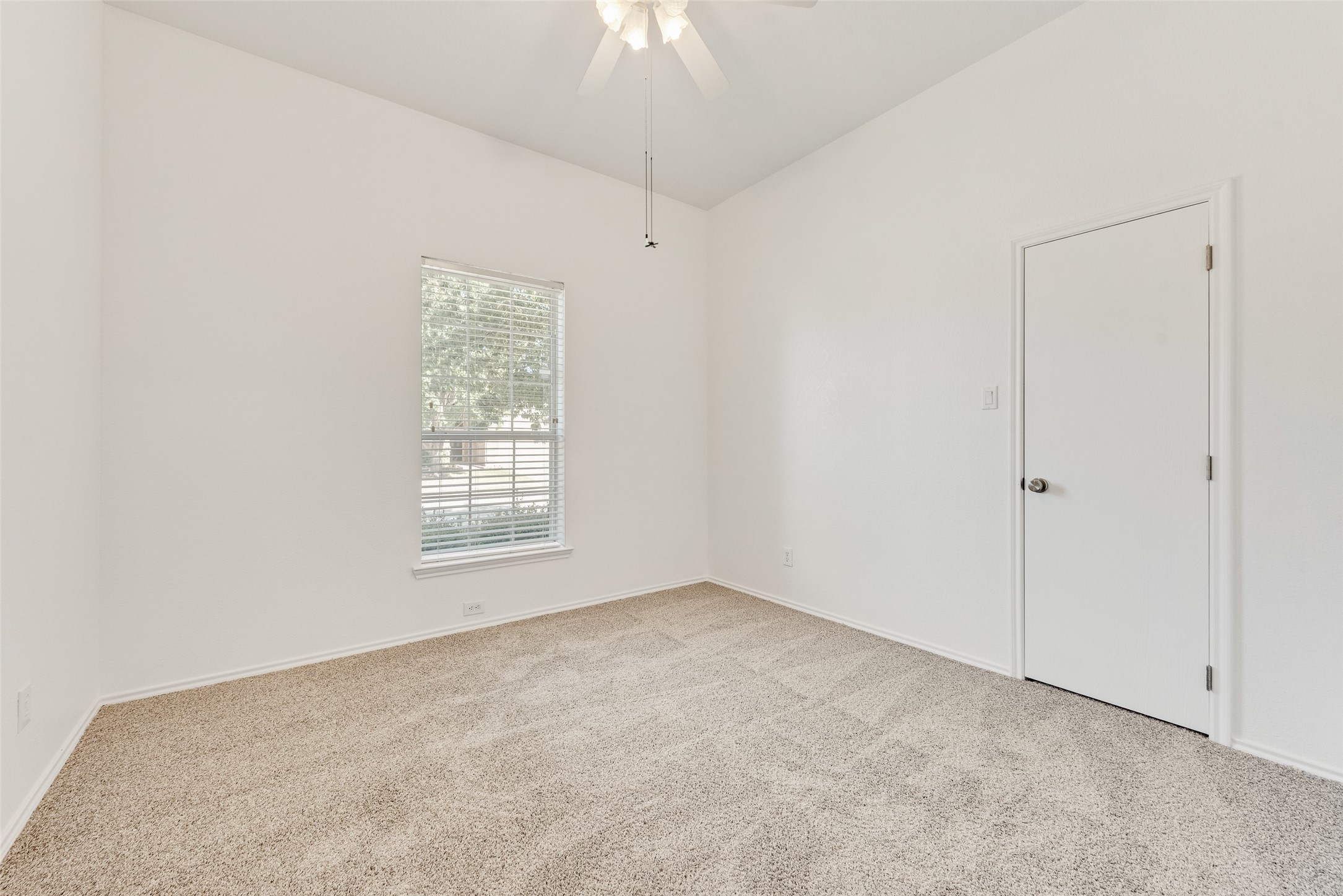 1234 Mallard Creek Aubrey TX 76227