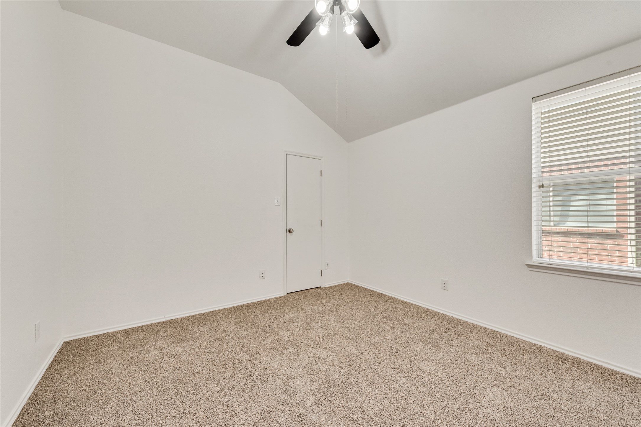 1234 Mallard Creek Aubrey TX 76227