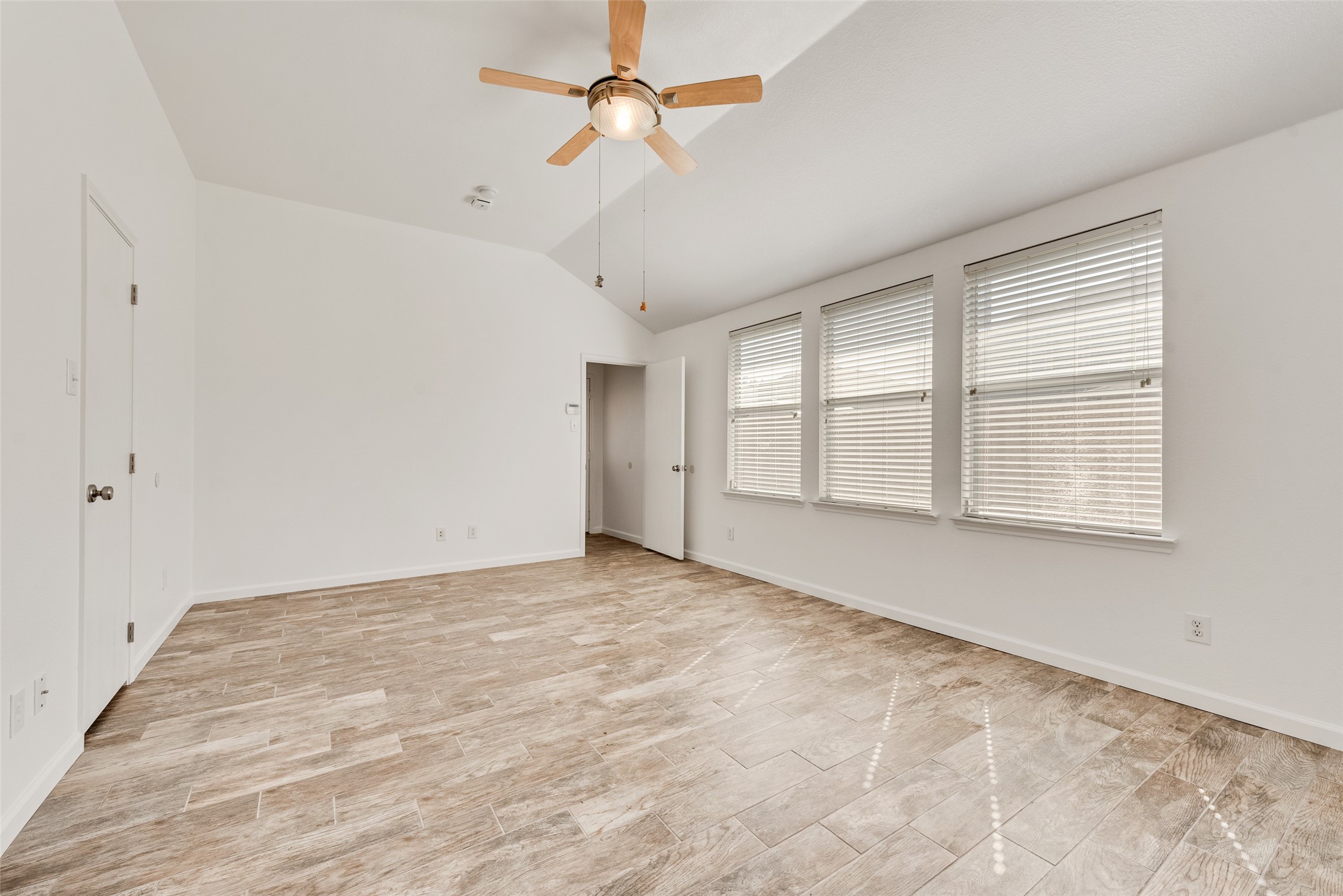 1234 Mallard Creek Aubrey TX 76227