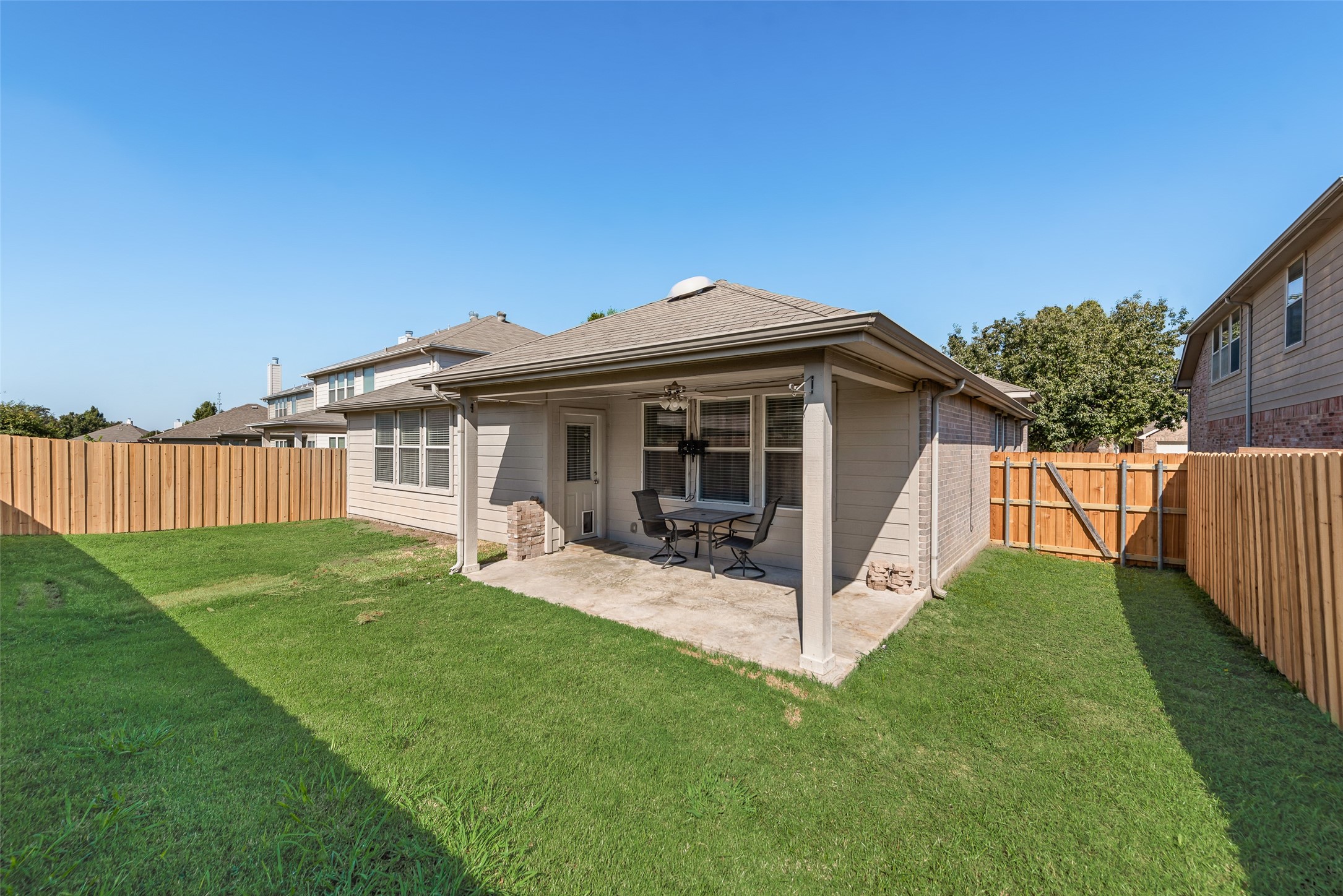 1234 Mallard Creek Aubrey TX 76227